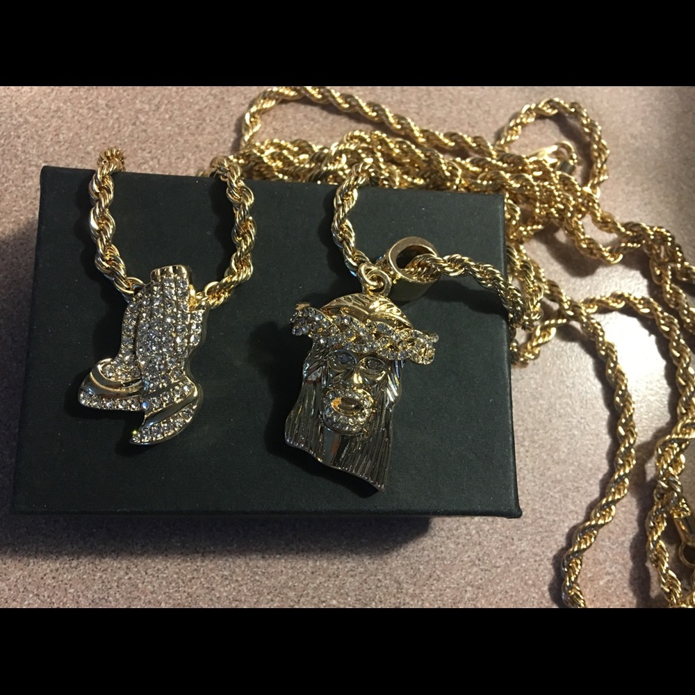 MENS HIP HOP ICED OUT 14K G PLATED JESUS PENDANT